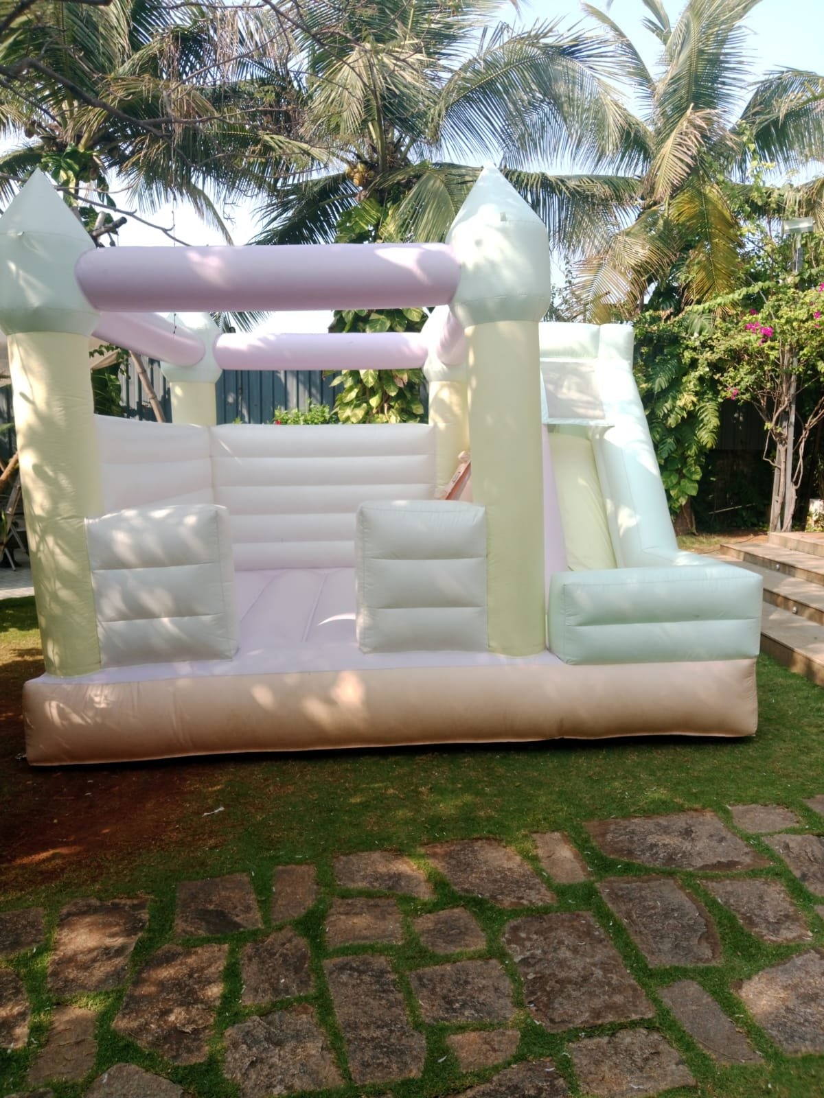 Pastel bouncy castle for rent in chennai at foreverfun.in